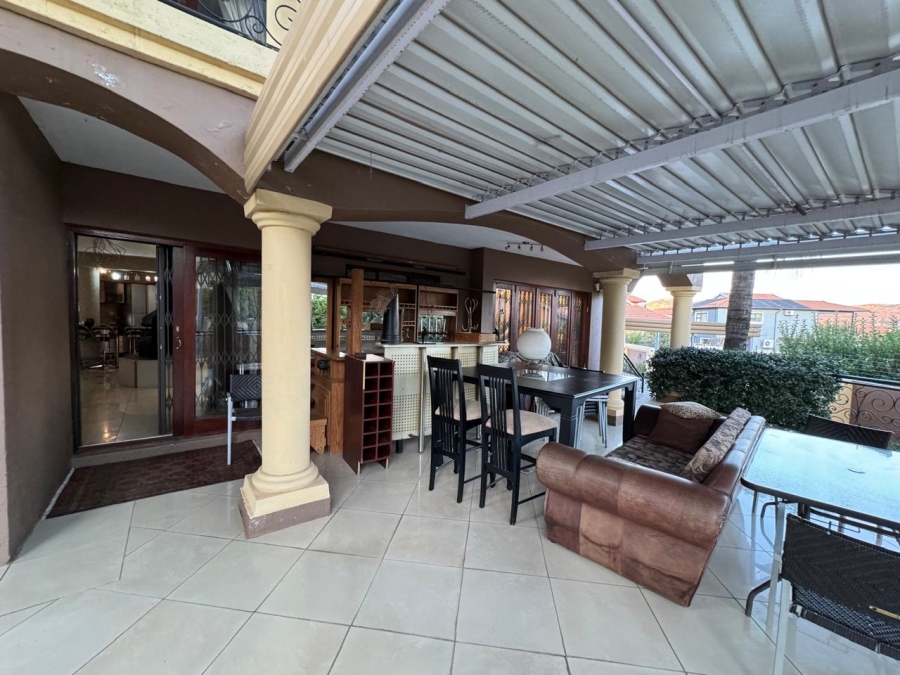 5 Bedroom Property for Sale in Birdwood Estate North West